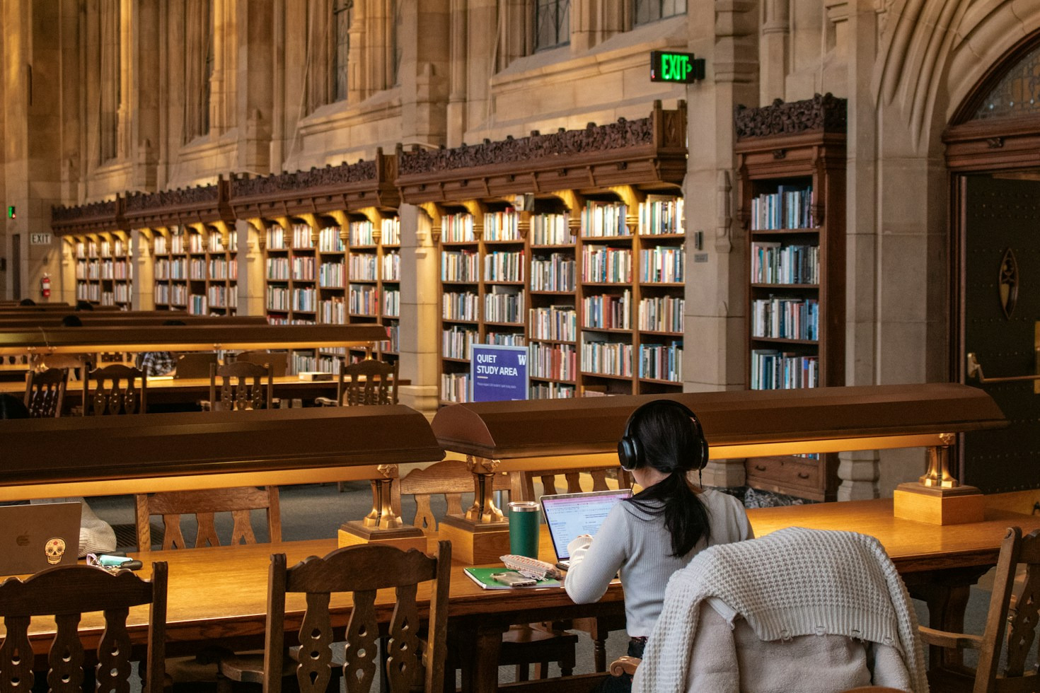 How to Organize Your Personal Library of Digital Publications